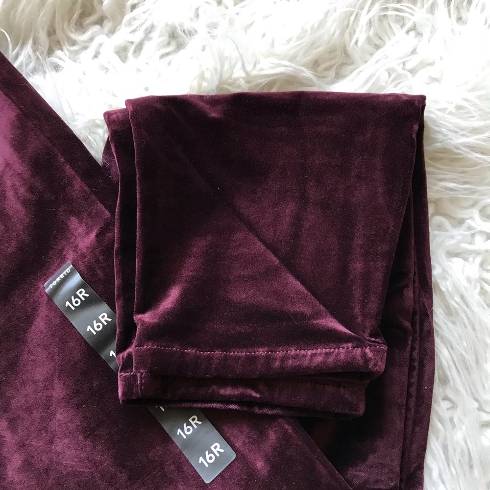 🆕TORRID JEGGING - STRETCH VELVET BURGUNDY PURPLE - Picture 8 of 16